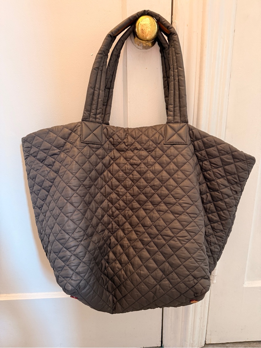 MZ Wallace - metro tote size large color magnet